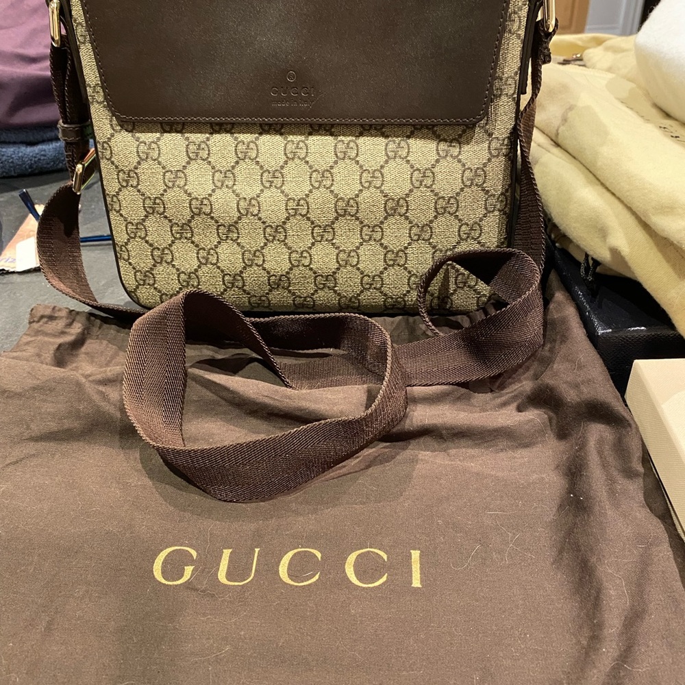 Authentic Gucci purse